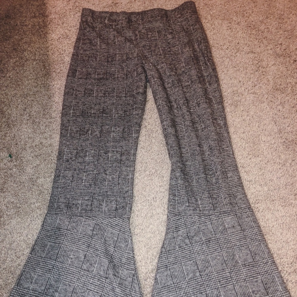 flairbottom knit pants